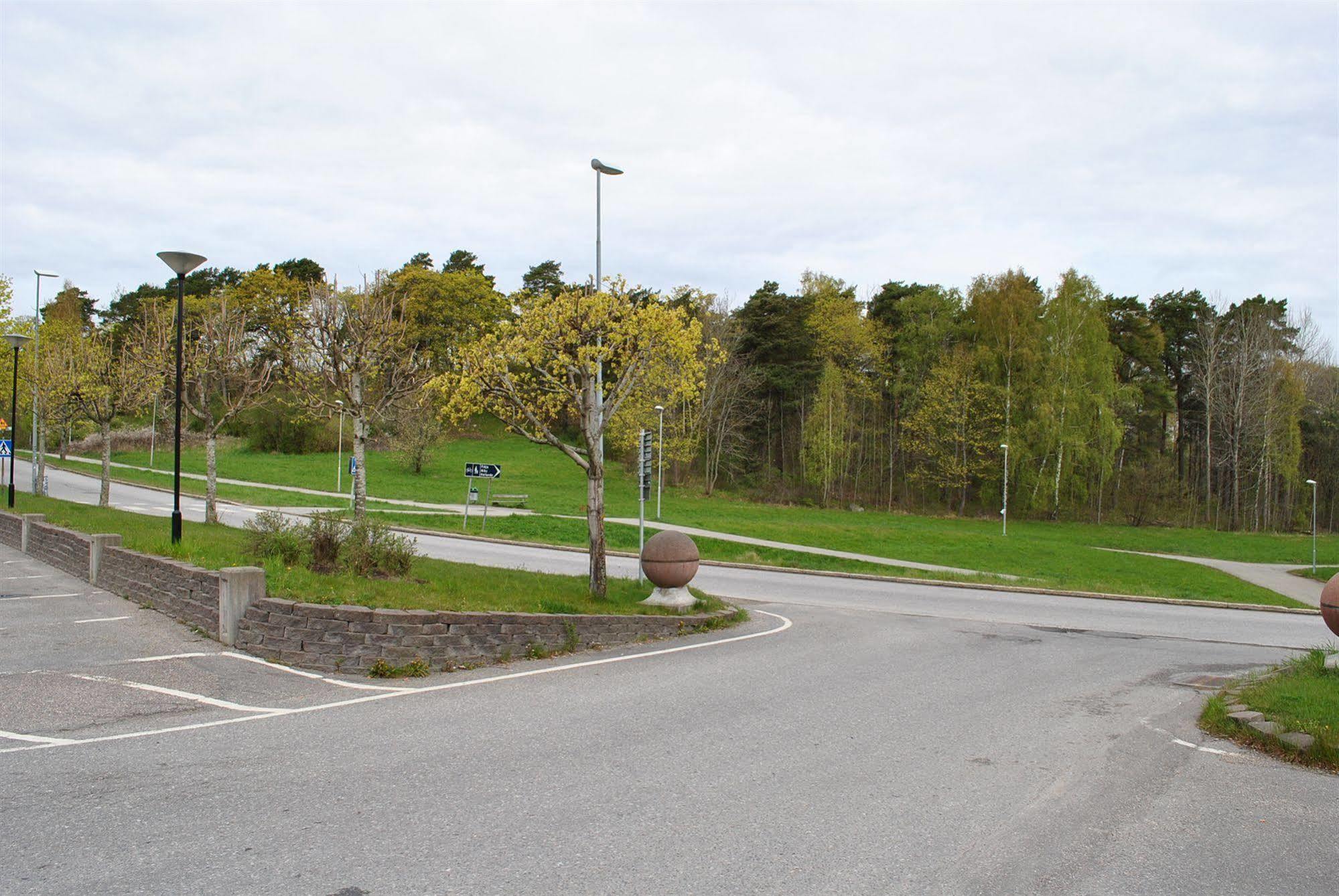 Slagsta Motell & Waerdshus Norsborg Exterior foto